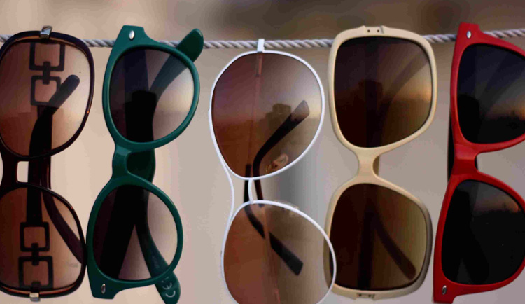 optimized-not-look-like-passport-sunglasses