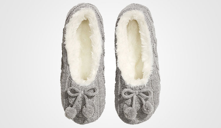 optimized-stay-warm-in-winter-h&m-slippers