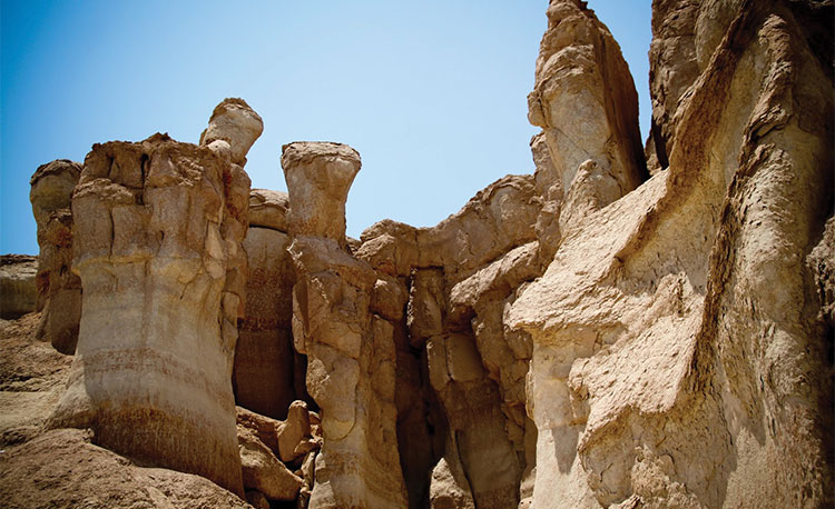 Jabal-Al-Qarah-Caves-Of-Hofuf-05