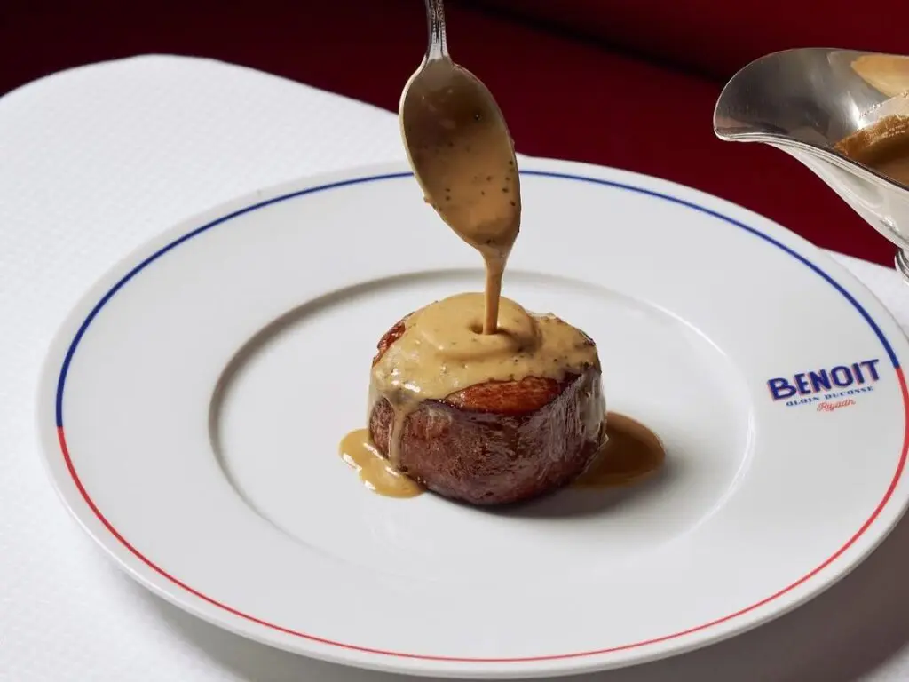 Four Seasons Riyadh Tonic Bar