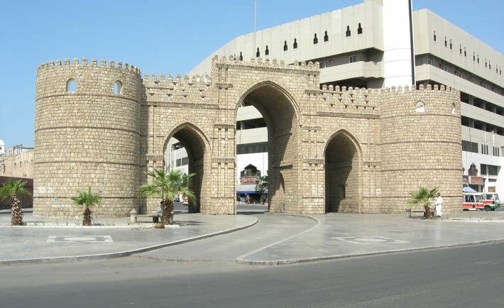 Bab Makkah: Carrying Old Town Charm