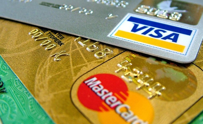 Top 10 Mistakes People Make With Credit Cards in Saudi Arabia
