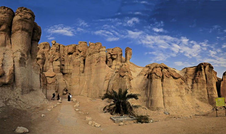 Jabal Al Qara | Photo Credits: c1.staticflickr.com