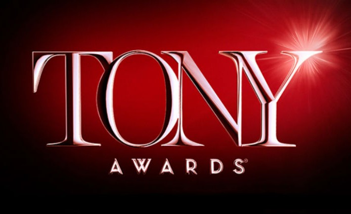 Best Dressed Celebs at the 70th Annual Tony Awards