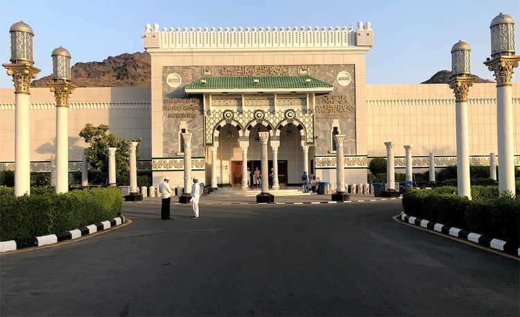 two-holy-mosques-copy