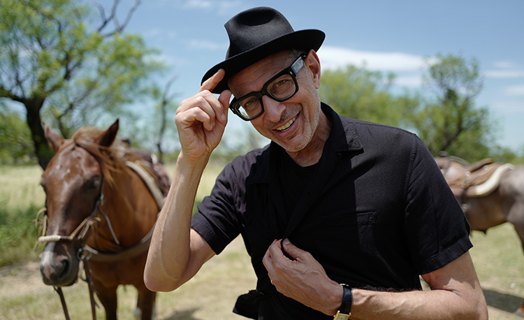 Seymour, TX - Jeff Goldblum learns how to make 'cowboy coffee at a cattle ranch. (National Geographic/Ollie Richards)