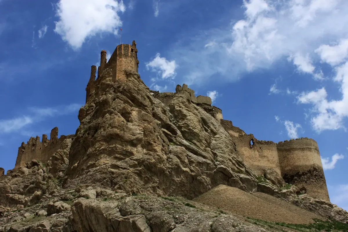 قلعة أجياد أعظم قلاع مكة المكرمة
