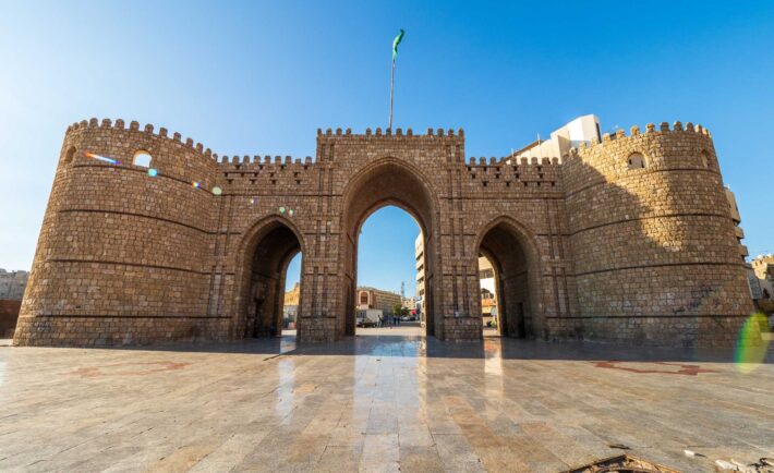 جولة في باب مكة أبرز المعالم التراثية في جدة