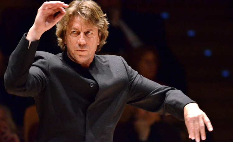 Melodies Unleashed: Conductor Ernst Van Tiel’s Journey, Guiding the Force of Star Wars
