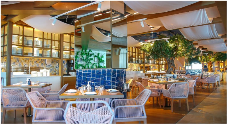مطعم يوناني في الرياض