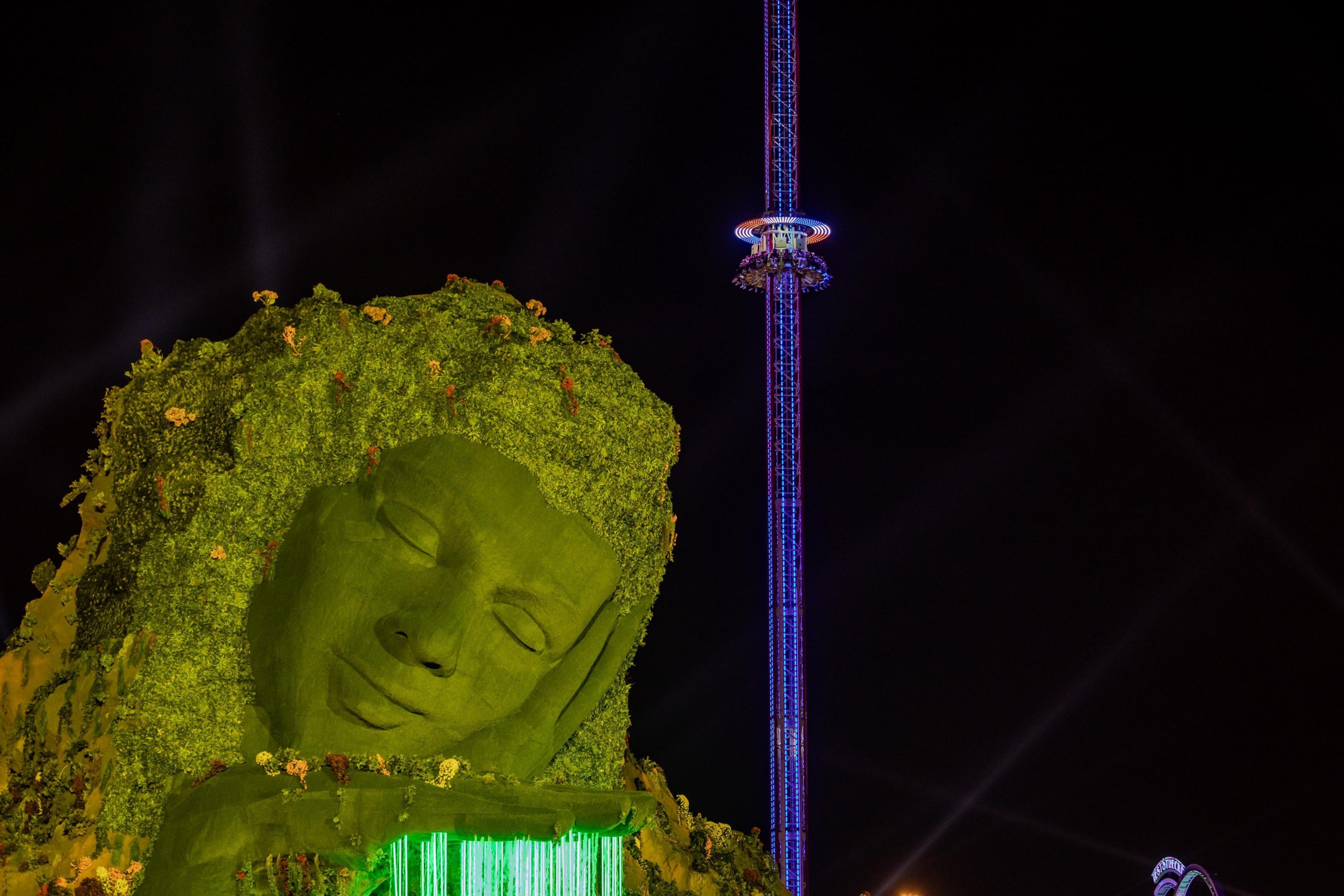 Experience the Sensation of Free Falling at Wonder Garden Riyadh with Drop Tower Ride Today