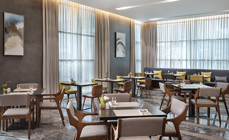 cy_ruhnr_seven_restaurant_overview_01