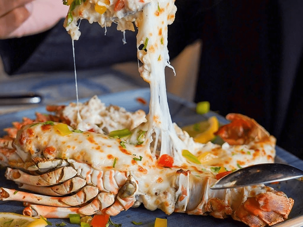 أفضل مطعم بحري في جدة.. نكهات البحر الأحمر التي لا تُنسى 5 أفضل مطعم بحري في جدة