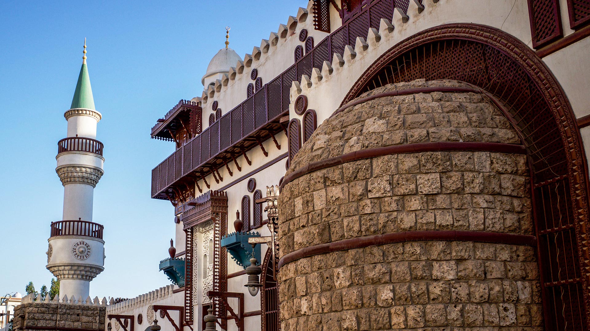 tayebat museum from ouside