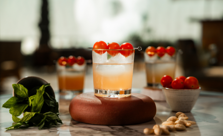 المزيج المثالي: تذوّق أرقى المشروبات السعودية من البحر الأحمر في ٢٠٢٥ 8 سجيتيريوس مشروب