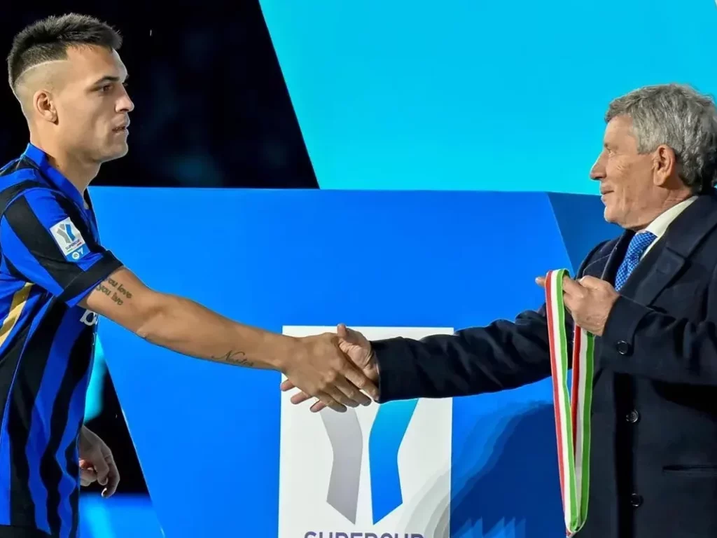 تمديد عقد روبن نيفيز مع الهلال