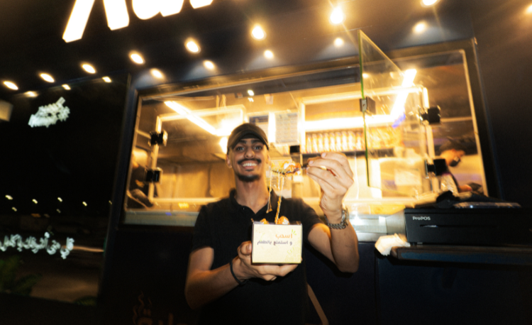 Jeddah food trucks kumpir