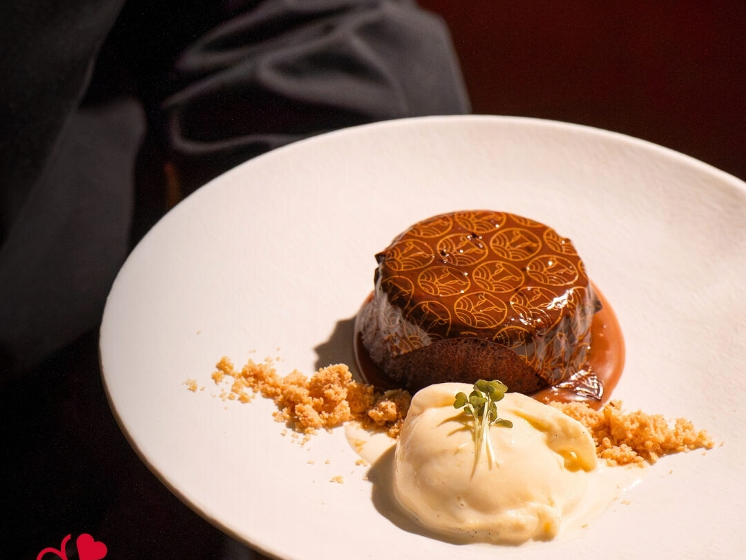 عشاء عيد الحب في الرياض