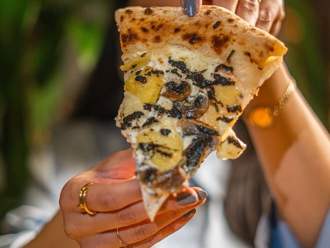 عشاء عيد الحب في الرياض