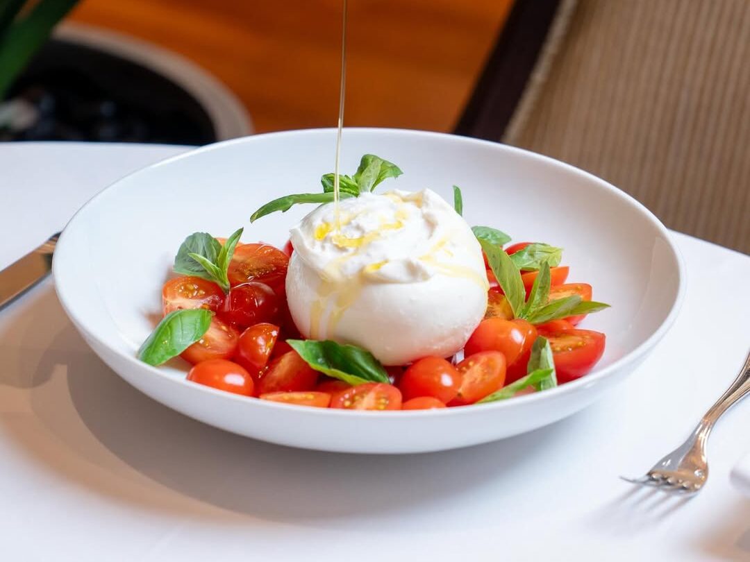 عشاء عيد الحب في الرياض