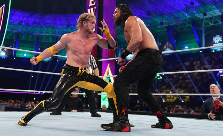 The Fight of the Night at WWE Crown Jewel 2 5