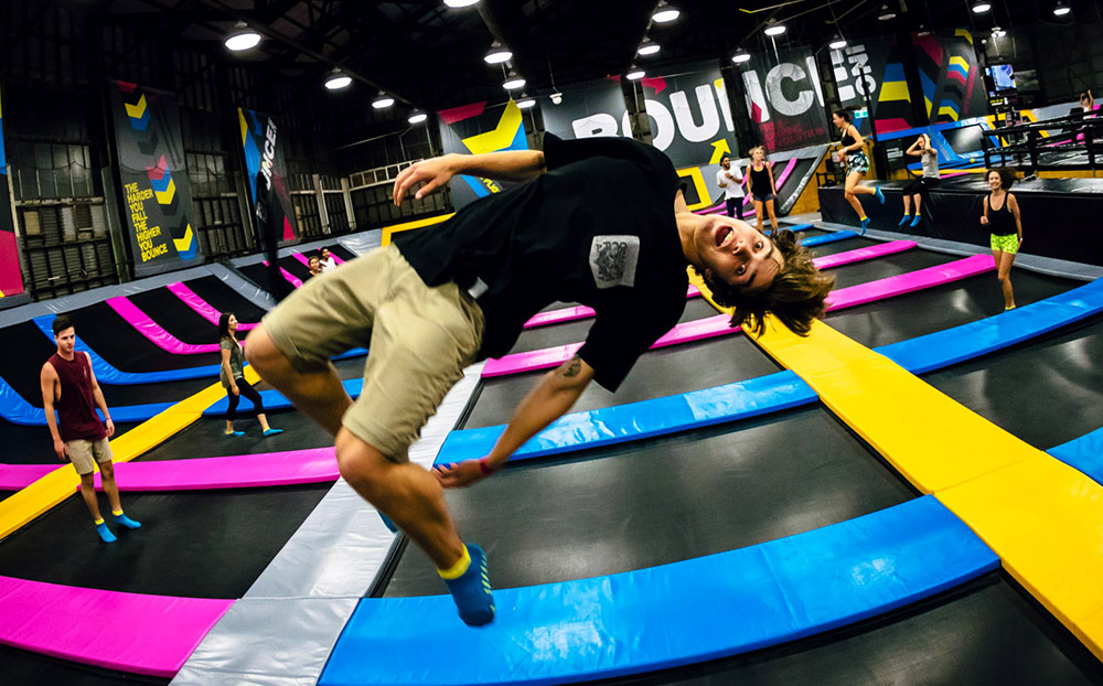 أماكن القفز بالمظلات في الرياض