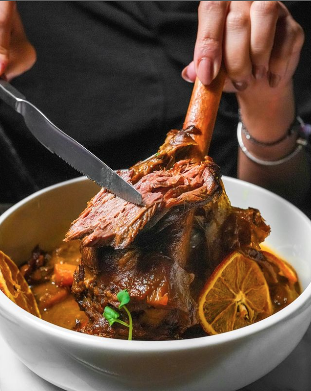 8 places to try Saudi Food in Jeddah 5 Screen Shot 1446 02 28 at 3.29.30 PM 1