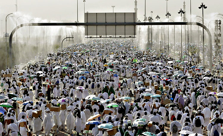 12 Common Mistakes Committed During Hajj 2 Photo Credit: blogs.ft.com