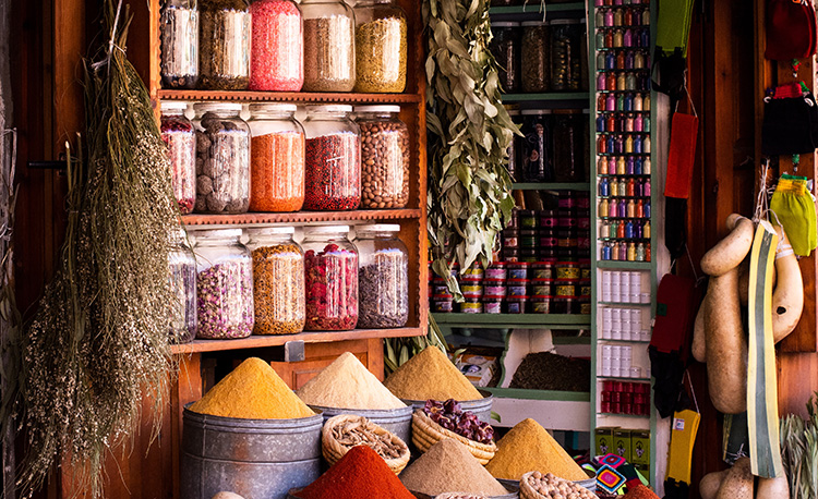 laura-cortesi-nmf5seahumo-unsplash