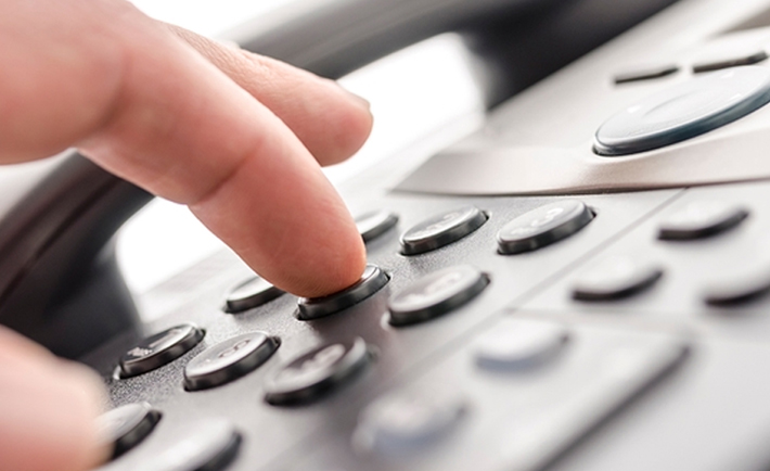 Travel Agencies Or Online Booking, Which One To Choose? 2 optimized phone agency