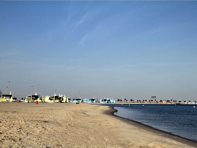 شاطئ هاف مون